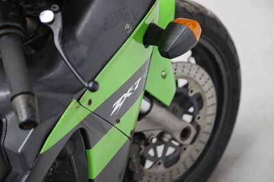Lot 101 - 1999 Kawasaki ZX-7R Ninja