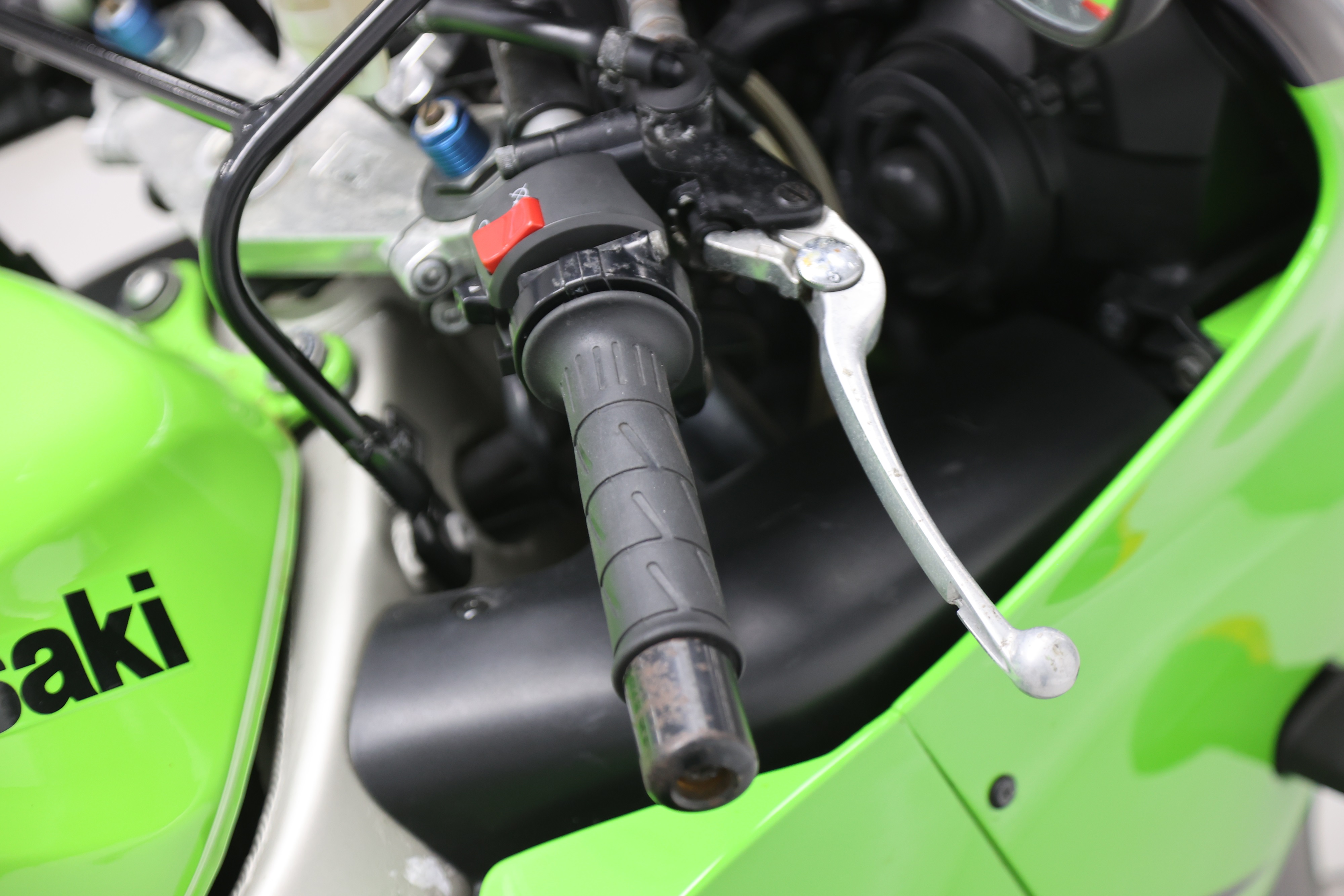 きみどり Kawasaki ZX-9R (94-97) Bike Specific Kit - Convertibars, Serious