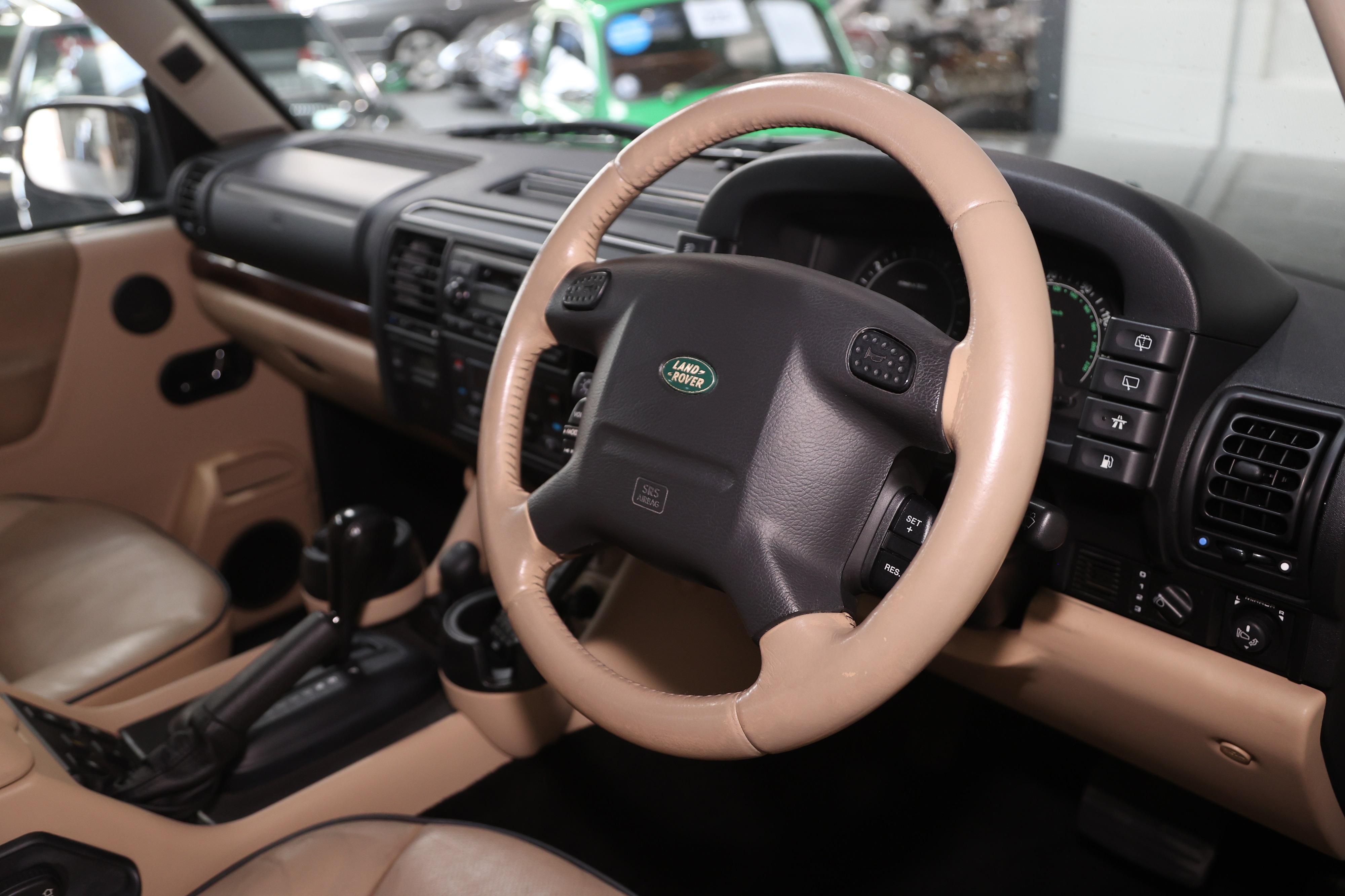 Lot 241 - 2003 Land Rover Discovery 4.0i V8 ES
