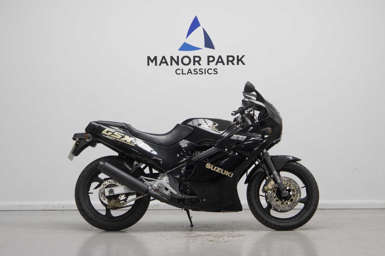 Lot 119 - 1987 Suzuki GSXR250 GJ72A