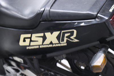 Lot 119 - 1987 Suzuki GSXR250 GJ72A