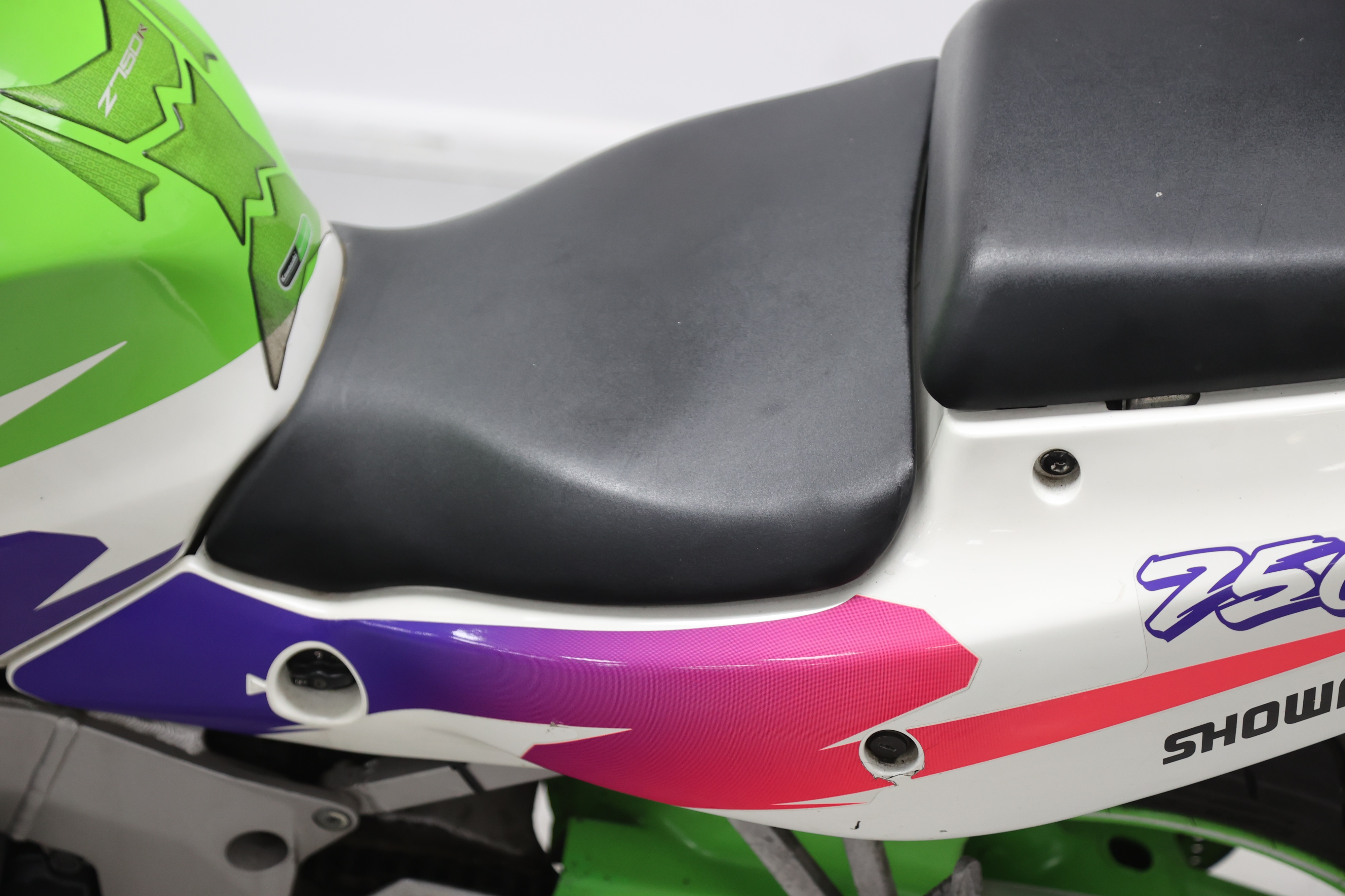 Lot 43 - 1995 Kawasaki ZXR750R Ninja