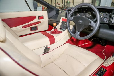 Lot 1988 Lotus Esprit Turbo X180