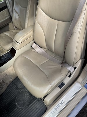 Lot 11 - 1998 Mercedes S320