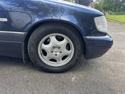 Lot 11 - 1998 Mercedes S320