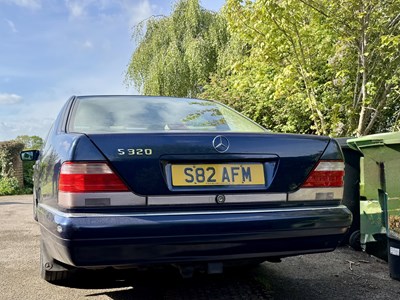 Lot 11 - 1998 Mercedes S320