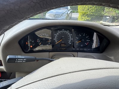Lot 11 - 1998 Mercedes S320