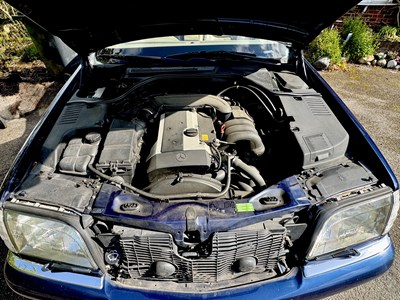 Lot 11 - 1998 Mercedes S320