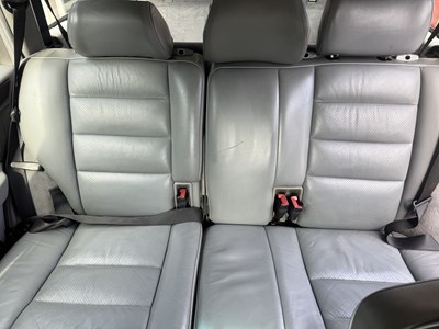 Lot 25 - 1994 Mercedes-Benz E320 7-Seater Estate