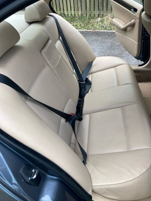 Lot 27 - 2001 BMW 330d Business Edition