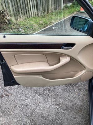 Lot 27 - 2001 BMW 330d Business Edition