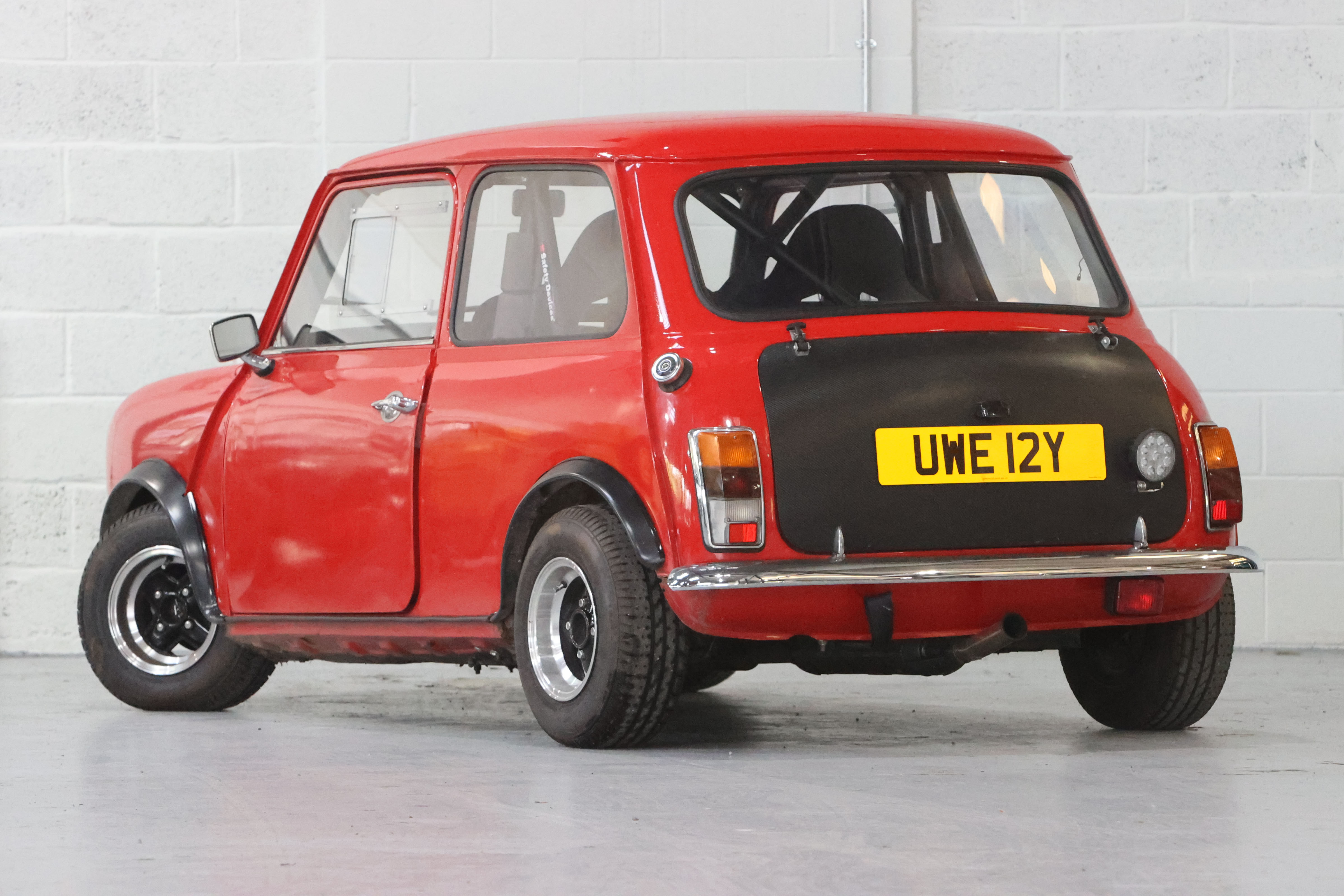 Lot 305 - 1983 Austin Mini 1000 City E