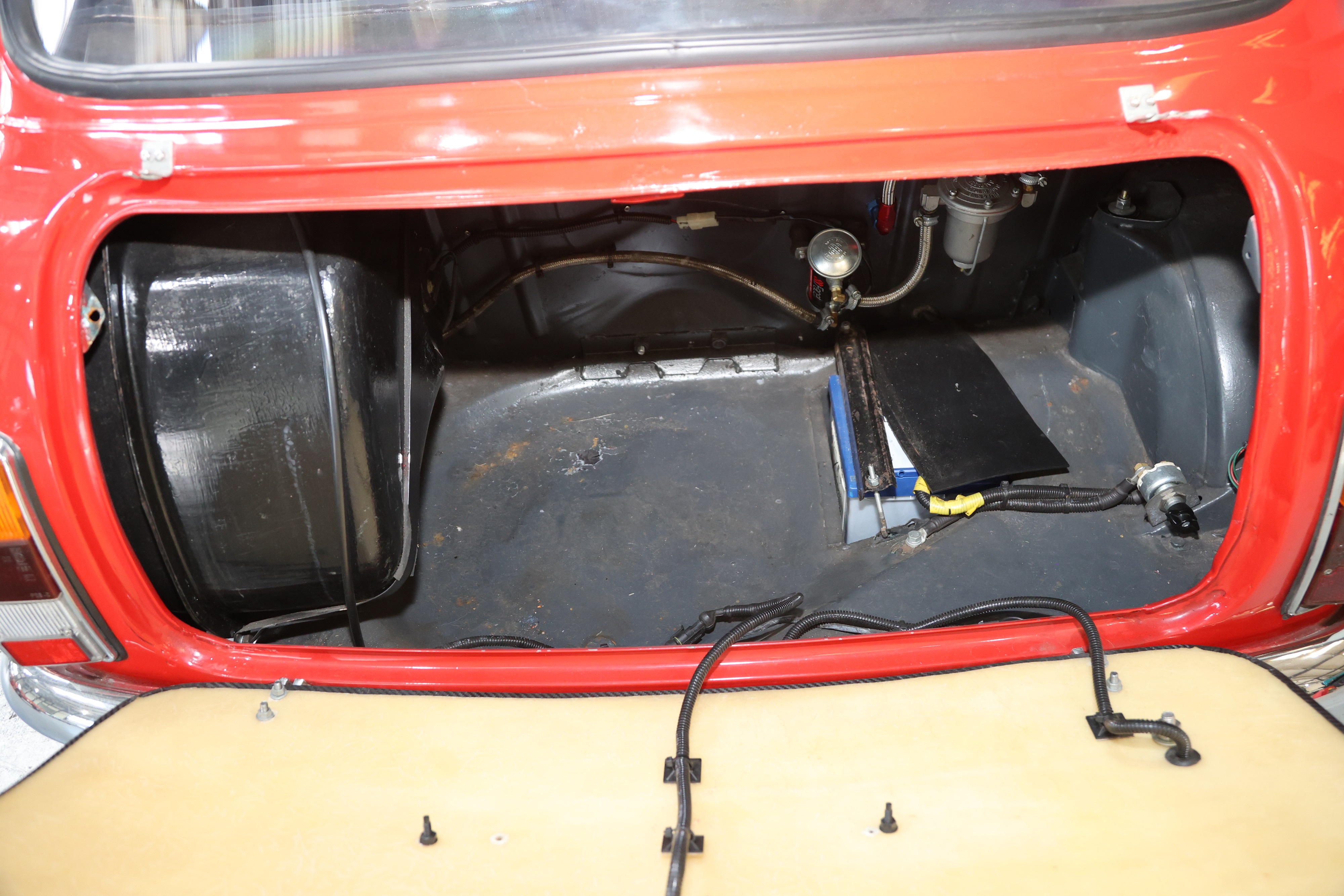 Lot 305 - 1983 Austin Mini 1000 City E