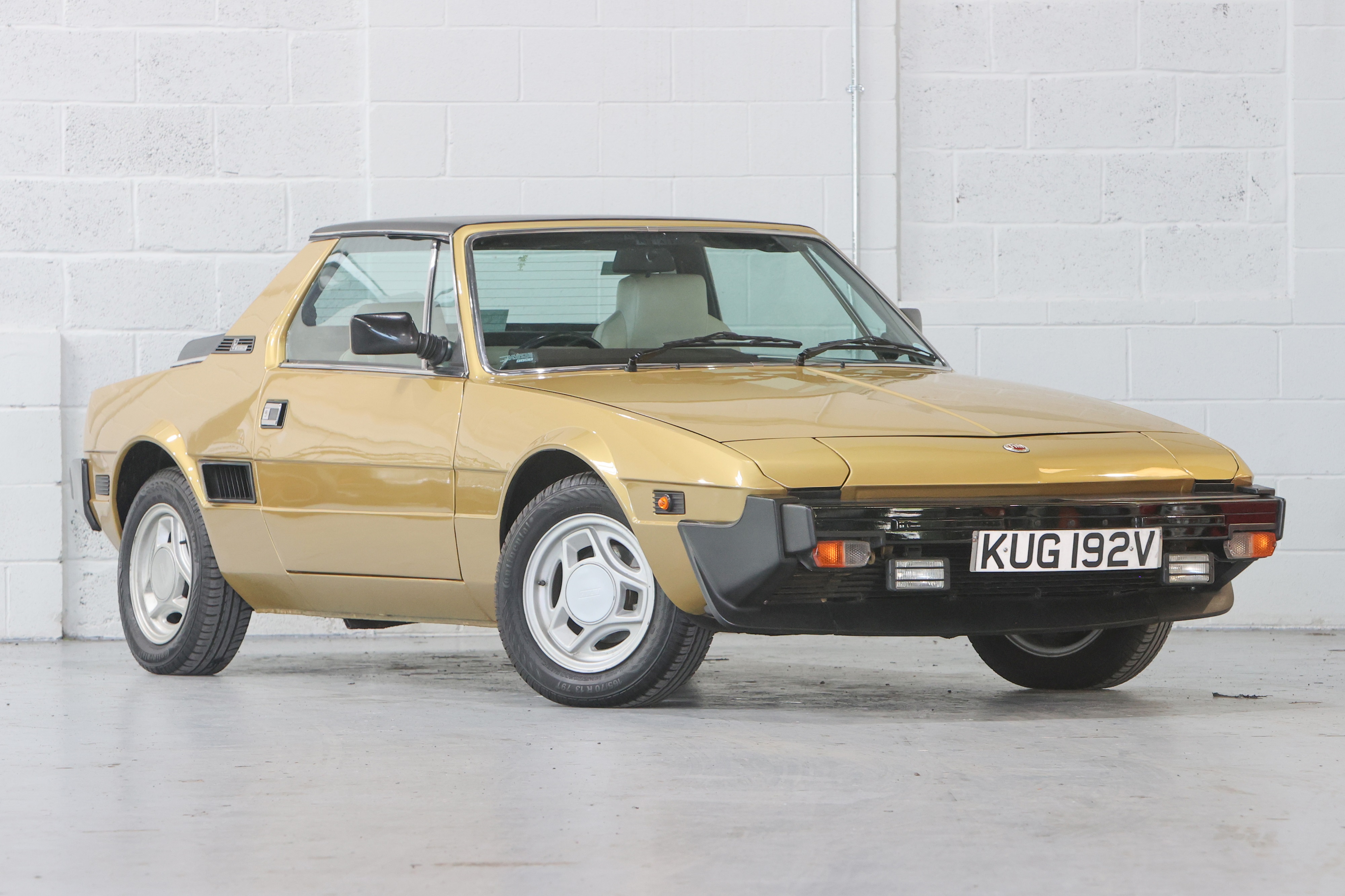 Lot 242 - 1979 Fiat X1/9