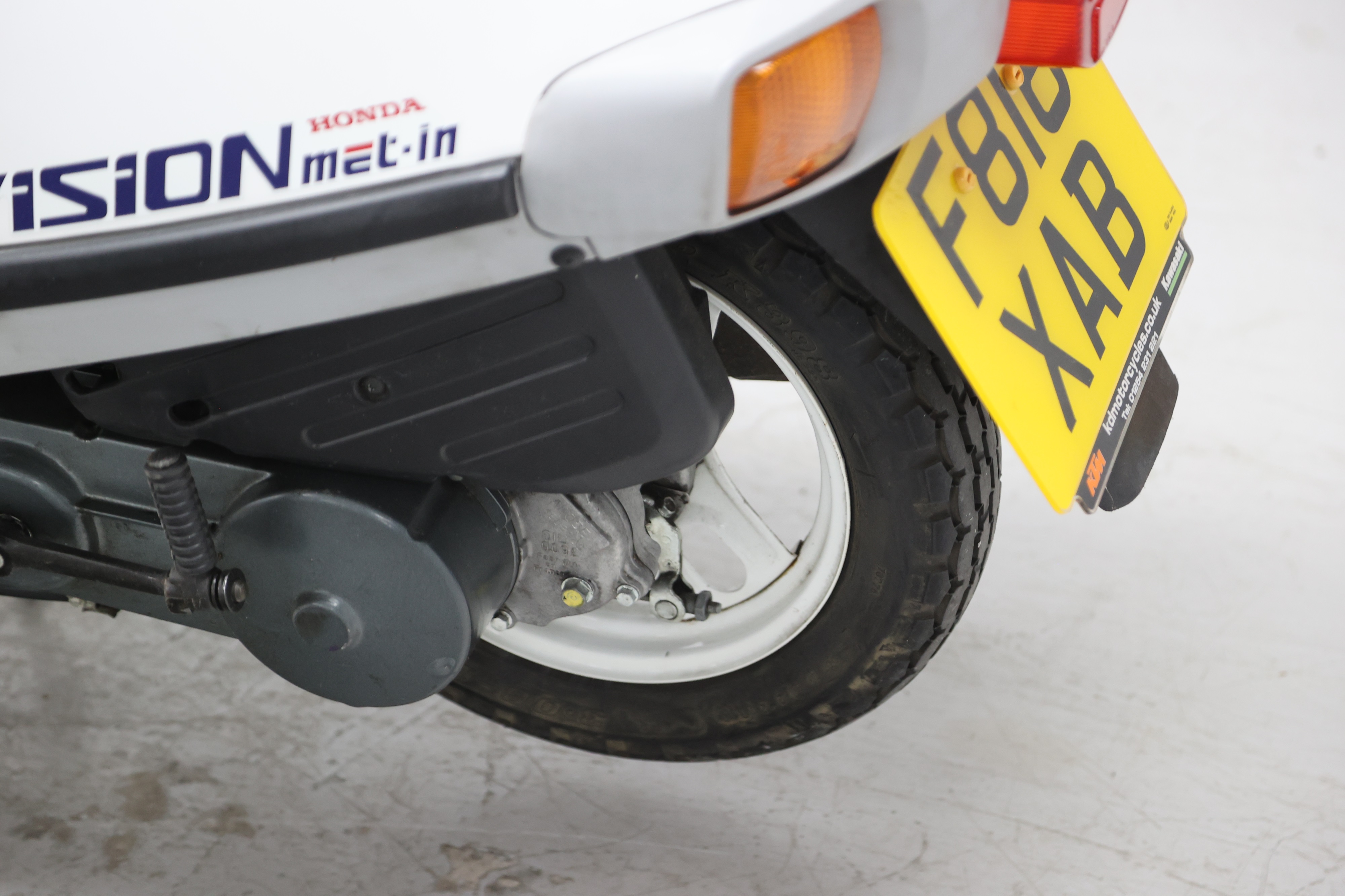 Lot 46 - 1989 Honda SA50 Vision Met-In