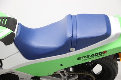 Lot 87 - 1986 Kawasaki GPZ400R