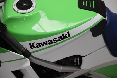 Lot 87 - 1986 Kawasaki GPZ400R