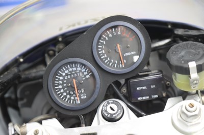 Lot 4 - 1992 Suzuki GSXR750 M