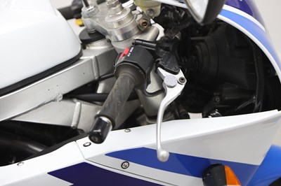 Lot 4 - 1992 Suzuki GSXR750 M