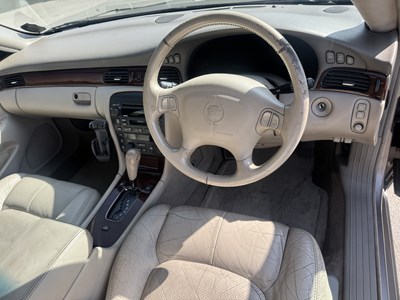 Lot 44 - 2001 Cadillac Seville STS V8
