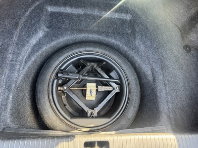 Lot 44 - 2001 Cadillac Seville STS V8