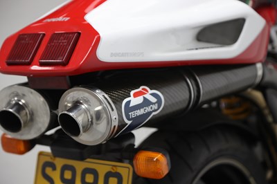 Lot 27 - 1997 Ducati 996 SPS