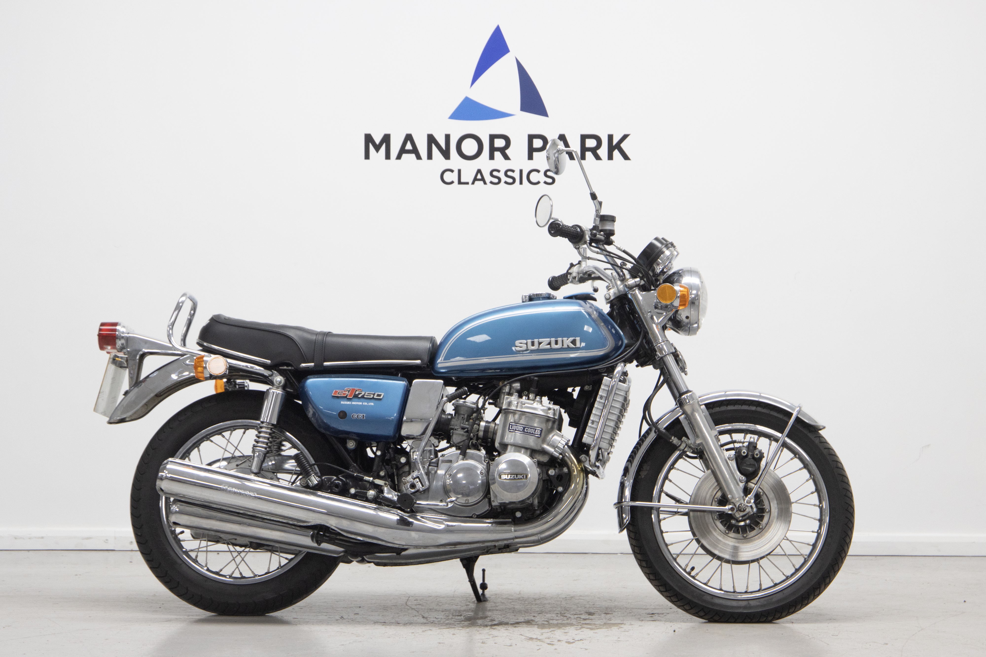 GT750　後期 A Field Guide to the Suzuki GT750