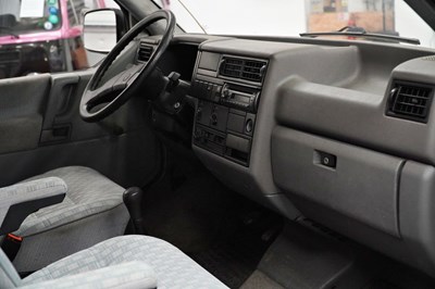 Lot 106 - 1993 Volkswagen Westfalia California
