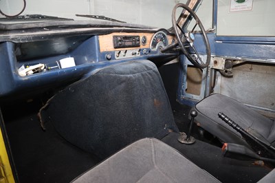 Lot 1972 Reliant Regal Supervan III