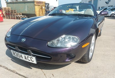 Lot 119 - 1997 Jaguar XK8