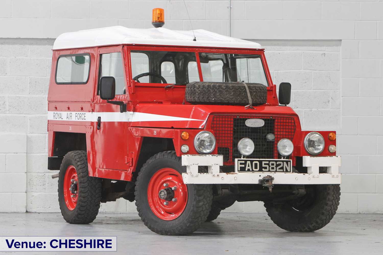 Lot 1974 Land Rover 88 Series III Lightweight