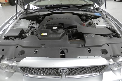 Lot 145 - 2009 Jaguar XJ Sovereign v6 TDVI