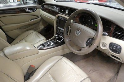 Lot 145 - 2009 Jaguar XJ Sovereign v6 TDVI