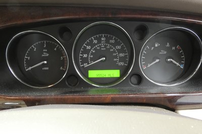 Lot 145 - 2009 Jaguar XJ Sovereign v6 TDVI