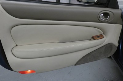 Lot 149 - 1997 Jaguar XK8 Convertible