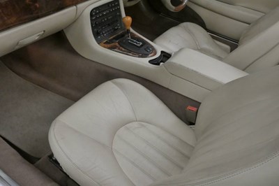 Lot 149 - 1997 Jaguar XK8 Convertible