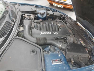 Lot 149 - 1997 Jaguar XK8 Convertible