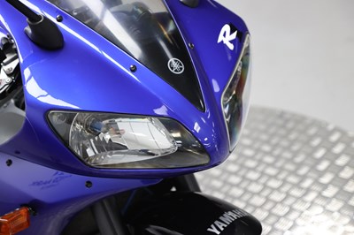 Lot 2002 Yamaha YZF-R1