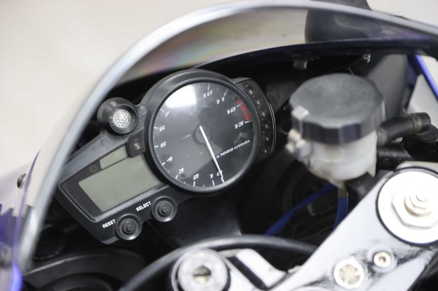 Lot 74 - 2002 Yamaha YZF-R1