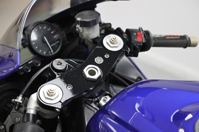 Lot 2002 Yamaha YZF-R1