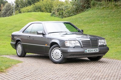 Lot 1 - 1995 Mercedes-Benz E 220 Coupe