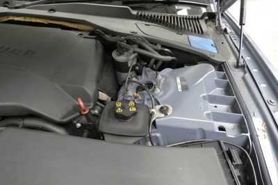 Lot 143 - 2008 Jaguar XJ Executive V6 Auto