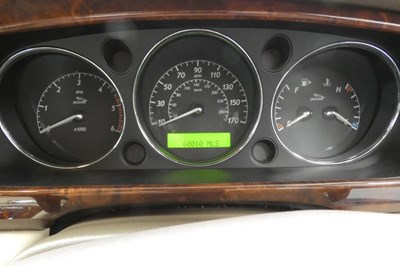 Lot 143 - 2008 Jaguar XJ Executive V6 Auto