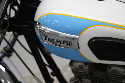 Lot 1976 Triumph Tiger 750