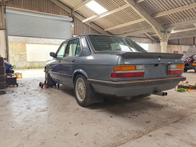 Lot 1987 BMW M5 E28