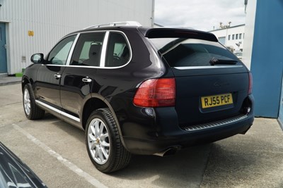 Lot 153 - 2005 Porsche Cayenne 3.2 V6 Auto