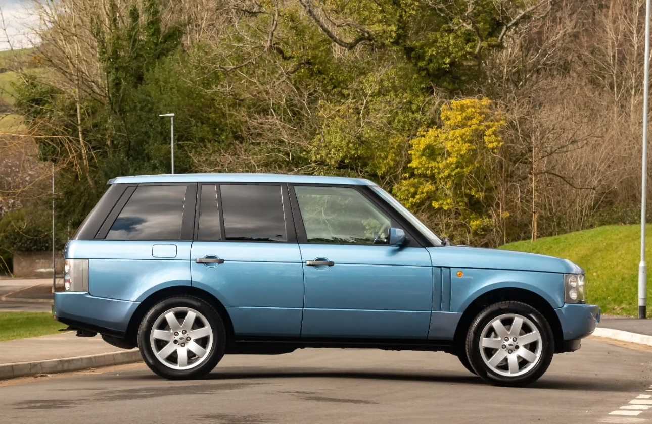 Lot 51 - 2002 Range Rover Autobiography 4.4 V8