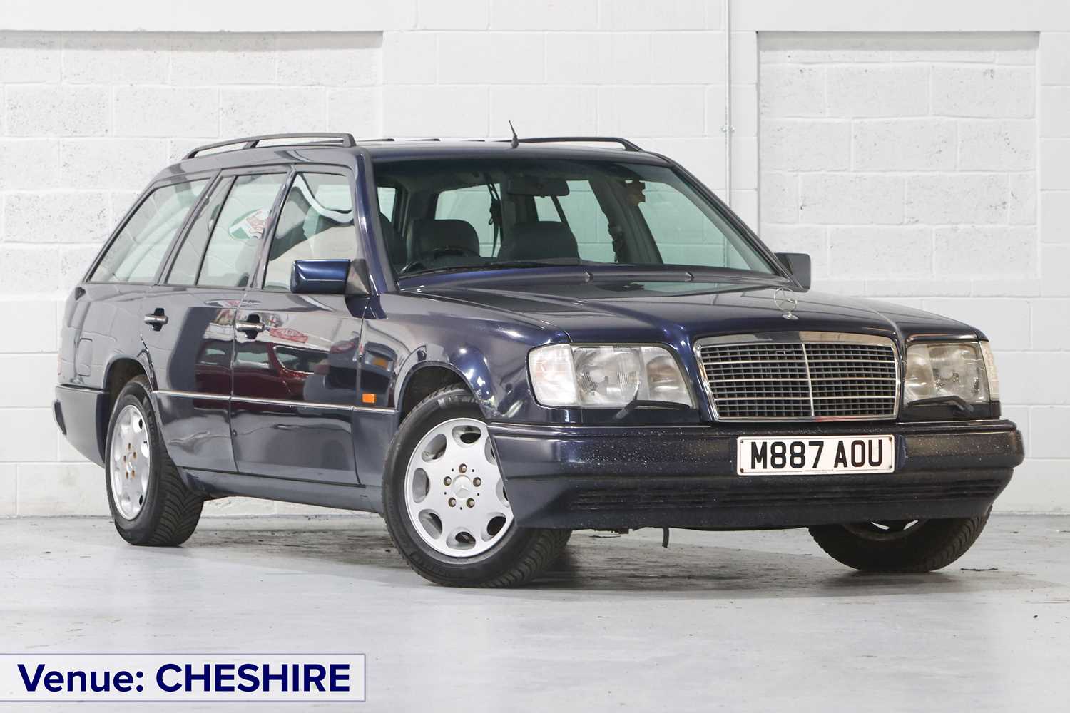 Lot 255 - 1994 Mercedes-Benz E 320 Estate 7-Seater