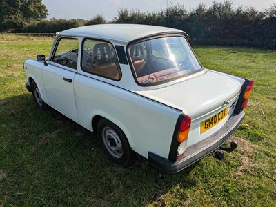 Lot 53 - 1990 Trabant 1.1 Limousine