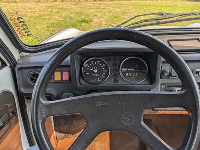 Lot 53 - 1990 Trabant 1.1 Limousine